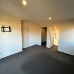 Rent 3 bedroom house in Papamoa Beach