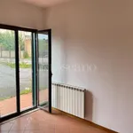 Rent 5 bedroom house of 75 m² in Roma