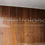 Rent 4 bedroom house of 216 m² in Νησί