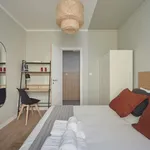 Rent a room in lisbon