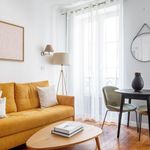 Appartement de 302 m² avec 1 chambre(s) en location à Paris