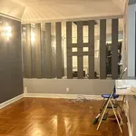 Rent 3 bedroom apartment in Astoria