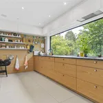 Rent 3 bedroom flat in Oxford