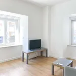 Rent a room in lisbon