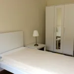 Rent 4 bedroom apartment in Porto