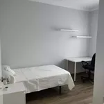 Rent 2 bedroom apartment in Seville