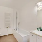 Rent 5 bedroom apartment in Paris