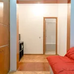 Rent a room in lisbon