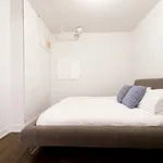 Rent 1 bedroom apartment in Montreal