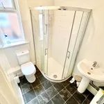 Rent 1 bedroom flat in East Midlands