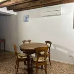 Rent 2 bedroom apartment of 40 m² in Venice