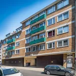 Rent 1 bedroom apartment of 82 m² in Dusseldorf