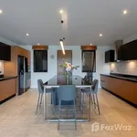 Rent 4 bedroom house of 450 m² in Phuket