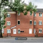 Rent 2 bedroom house in Manchester