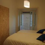 Rent a room of 170 m² in lisbon