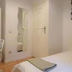 Rent a room in Madrid