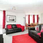 Flat to rent in Gainsborough Close, Basildon SS14