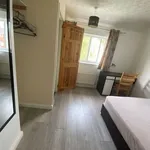 Rent 5 bedroom flat in East Of England