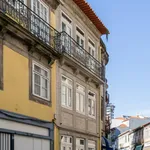 Rent 2 bedroom apartment in Porto