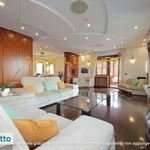 Rent 4 bedroom apartment of 265 m² in Rome