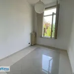 Rent 6 bedroom apartment of 210 m² in Turin