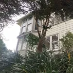 Rent 4 bedroom apartment in Wellington