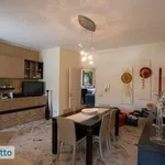 Rent 4 bedroom apartment of 98 m² in Palermo