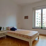 Rent a room in milan