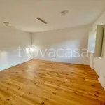 Affitto 2 camera appartamento di 65 m² in Trieste