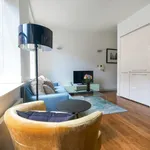 Rent 1 bedroom apartment of 452 m² in London