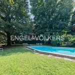 Rent 3 bedroom apartment of 95 m² in Milan