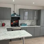 Rent 2 bedroom apartment in Cardiff