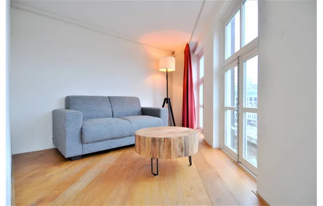 Huur 2 slaapkamer appartement van 55 m² in Amsterdam