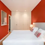 Rent 1 bedroom apartment in Porto