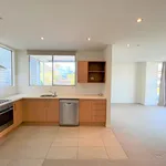 Rent 3 bedroom apartment in Albert-Eden