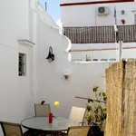 Rent 2 bedroom apartment of 50 m² in cadiz