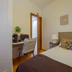 Rent a room of 149 m² in madrid