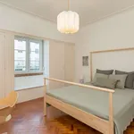 Rent a room in lisbon