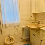 Alquilo 3 dormitorio apartamento de 76 m² en Gijón