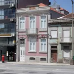 Rent 1 bedroom house of 400 m² in Porto