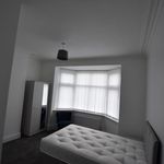 Rent 6 bedroom house in North East England