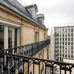 Appartement de 1345 m² avec 3 chambre(s) en location à Paris