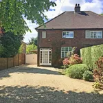 Rent 4 bedroom house in Lakes Lane