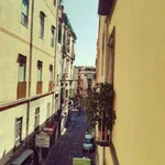 Affitto 2 camera appartamento di 65 m² in Naples