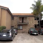 Rent 2 bedroom apartment of 85 m² in San Diego 