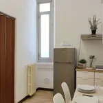 Rent 1 bedroom apartment in milan