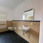 Rent 3 bedroom apartment in Coburg