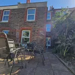 Rent 6 bedroom apartment in South East England