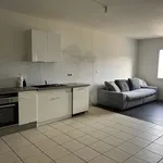 Appartement de 97 m² avec 5 chambre(s) en location à Brignoles