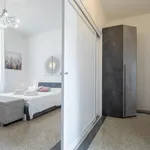 Rent 1 bedroom apartment in Florence